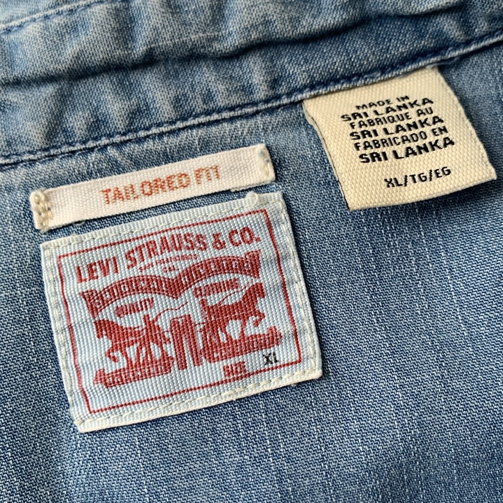 Levi’s denim snap closure shirt, XL - Picture 3 of 7